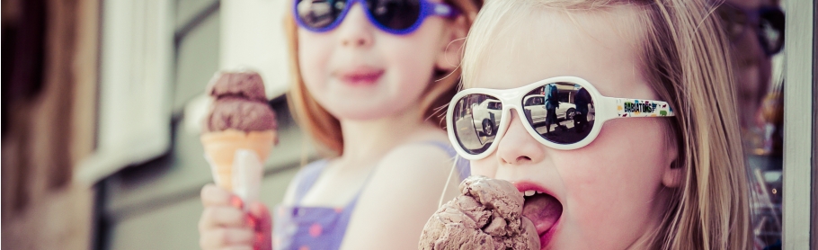 Chroń oczy swojego dziecka! Okulary przeciwsłoneczne dla najmłodszych.